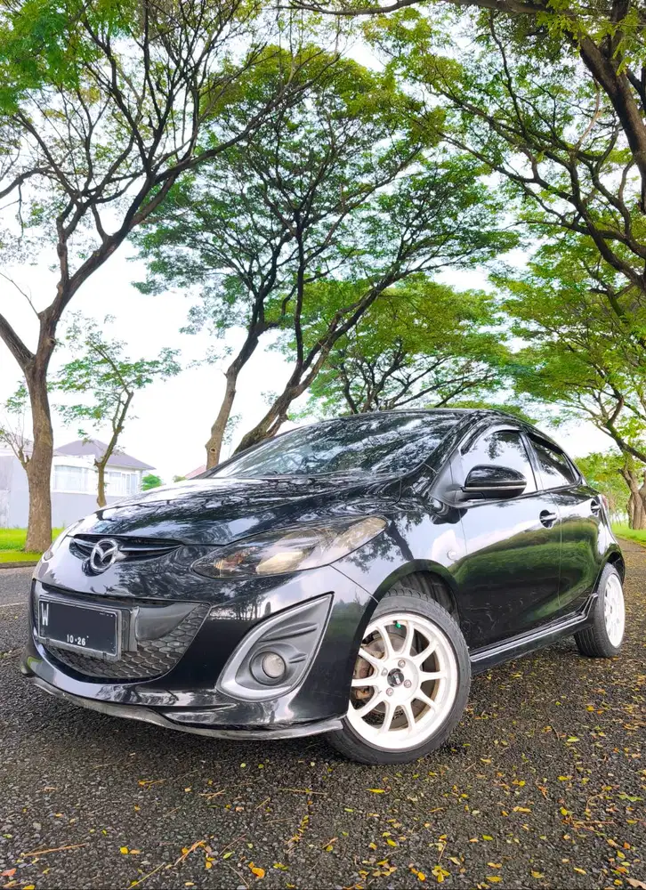 Mazda 2 Tipe R MT Manual Siap Pakai