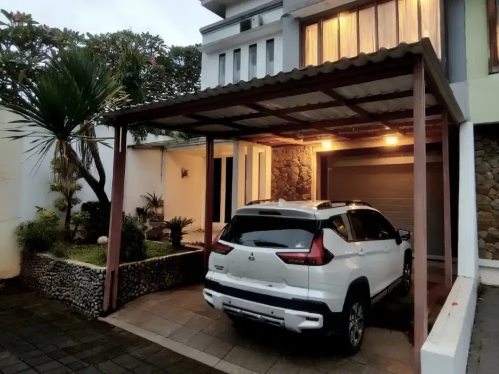 rumah second kondisi bangunan bagus, 5 menit ke pintu tol jatiasih