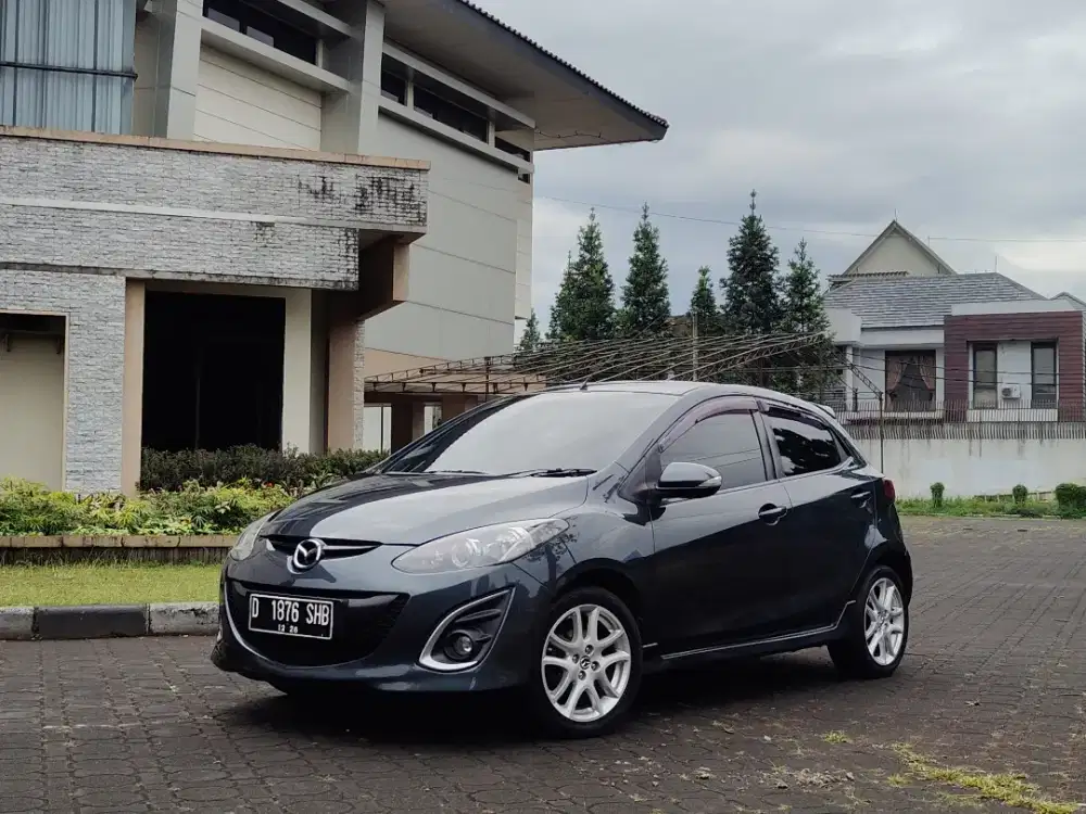 Mazda2 R 2013 Matic Abu Record Mazda Antik Terawat