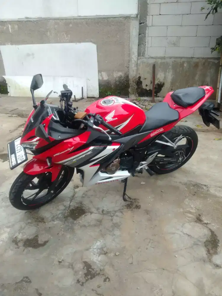 CBR 150R tahun 2016