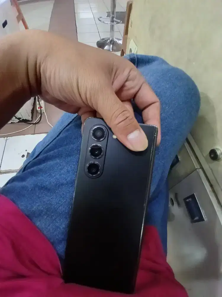 Samsung galaxy Z fold 5 12/256 fulset seins