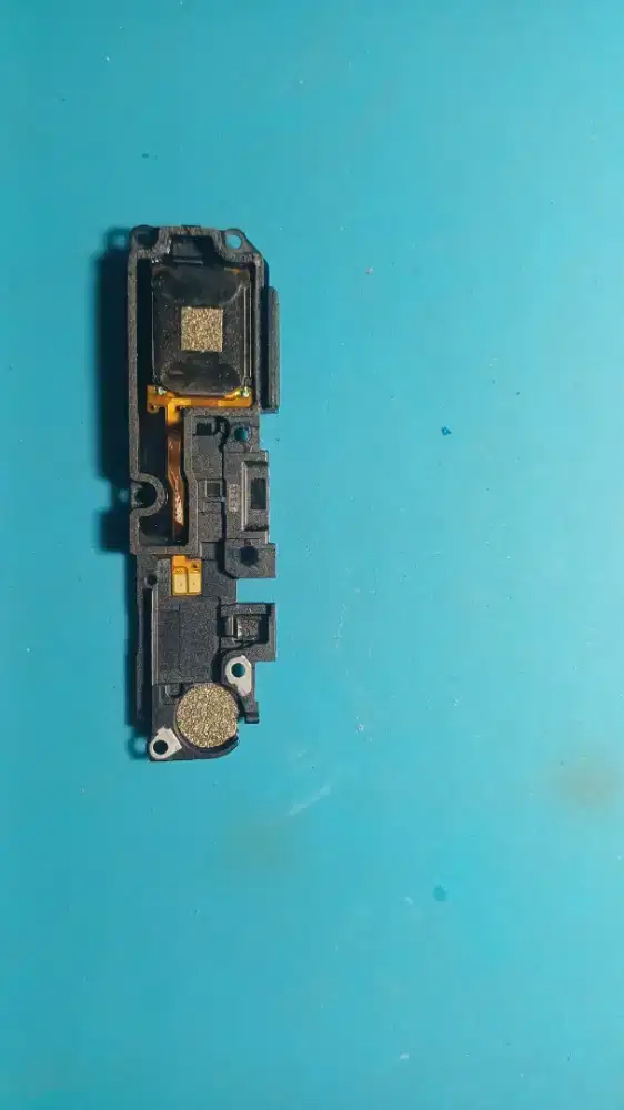 Dicari karyawati buat jaga konter hp