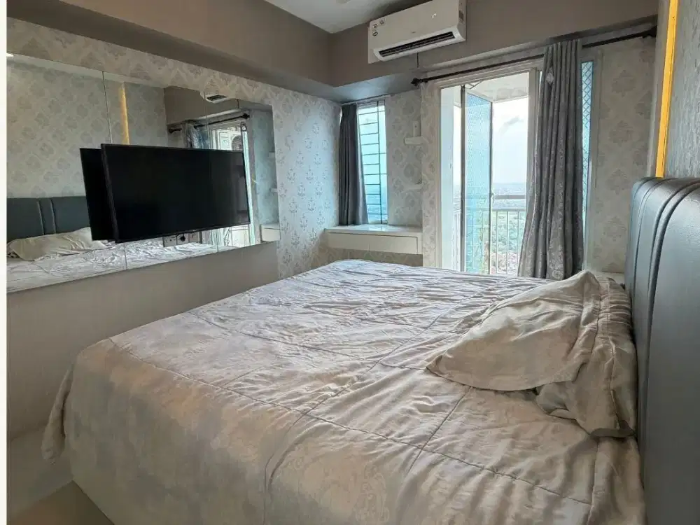 APARTEMEN TANGLIN UNIT SPECIAL LUAS 59 m² Lantai 27 2 KT - 1 KM FULL FURNIST