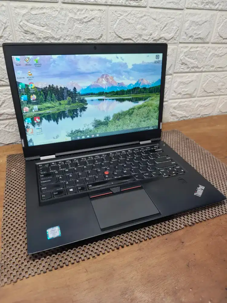 Lenovo Thinkpad X1 Carbon Intel Core i5 Gen-6 (8/256gb) 14 inch NORMAL