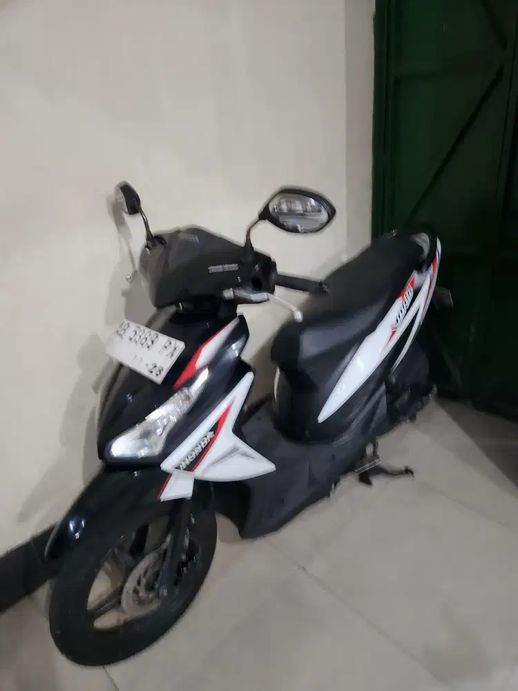Dp300rb Vario 110 esp 2018 putih hitam gbm