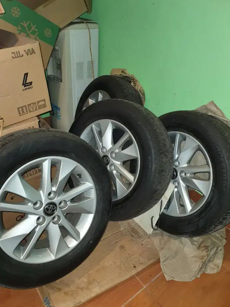 Velg dan ban innova reborn kond 90% per ori innova reborn