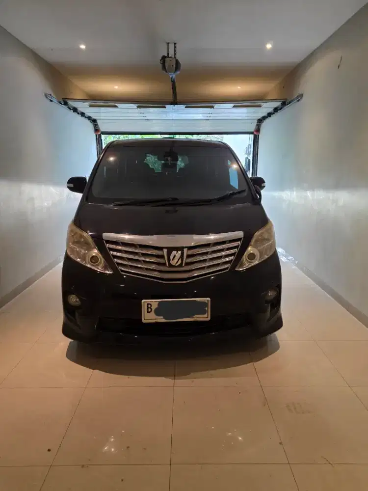 Fast Sale: Alphard 2010 2.4 G AT