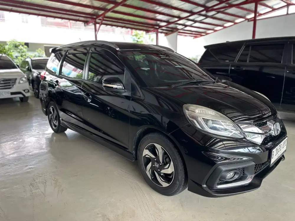 Honda Mobilio rs 2015 istimewa