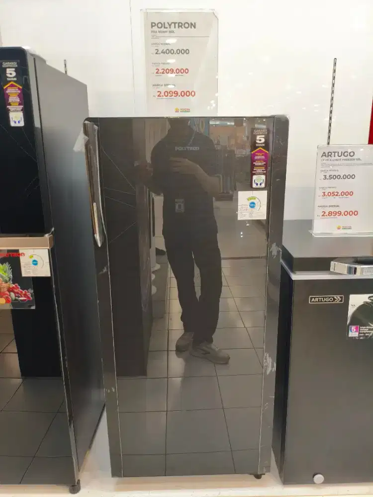 Kulkas POLYTRON PRA 18DMY 180L