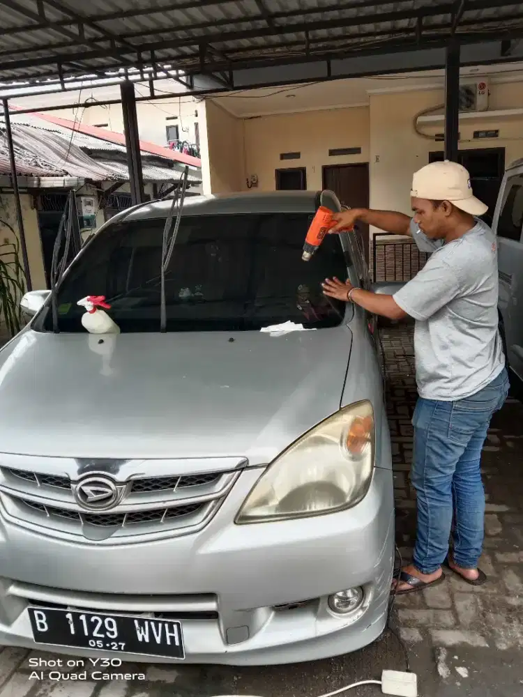 Kaca film kantor gedung dan mobil