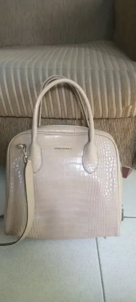 jual tas cewek meren HUSH PUPPIES