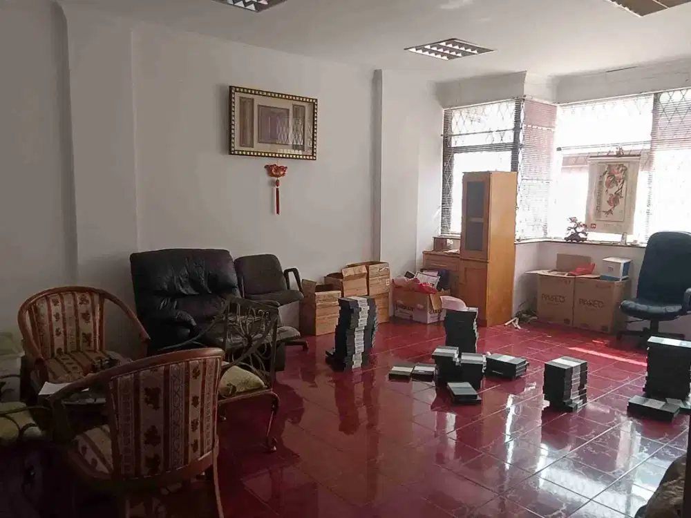 dijua murah dibawah njopl ruko satuan atau gandeng di Roxy mas