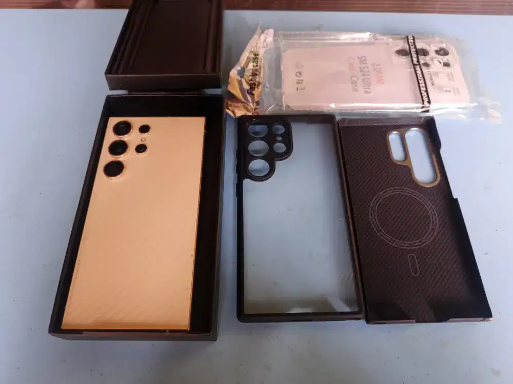 Samsung s24 ultra Sein 12/1TB like new lemon