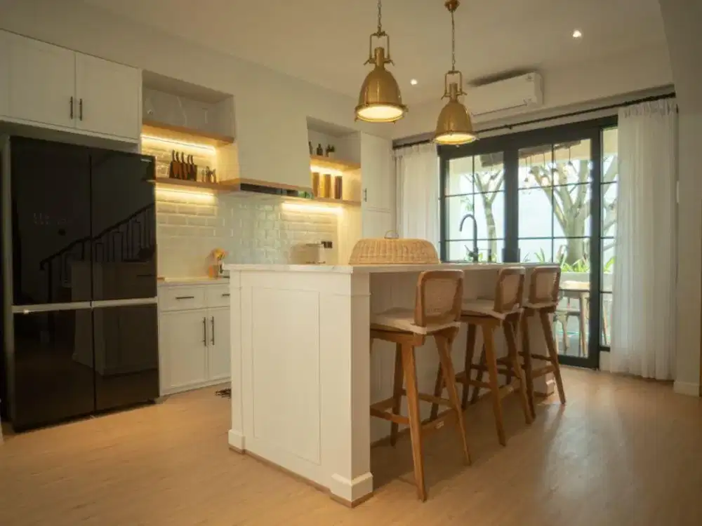 FOR SALE Rumah cantik FULL FURNISH SIAP HUNI 2 lantai di THE ICON BSD