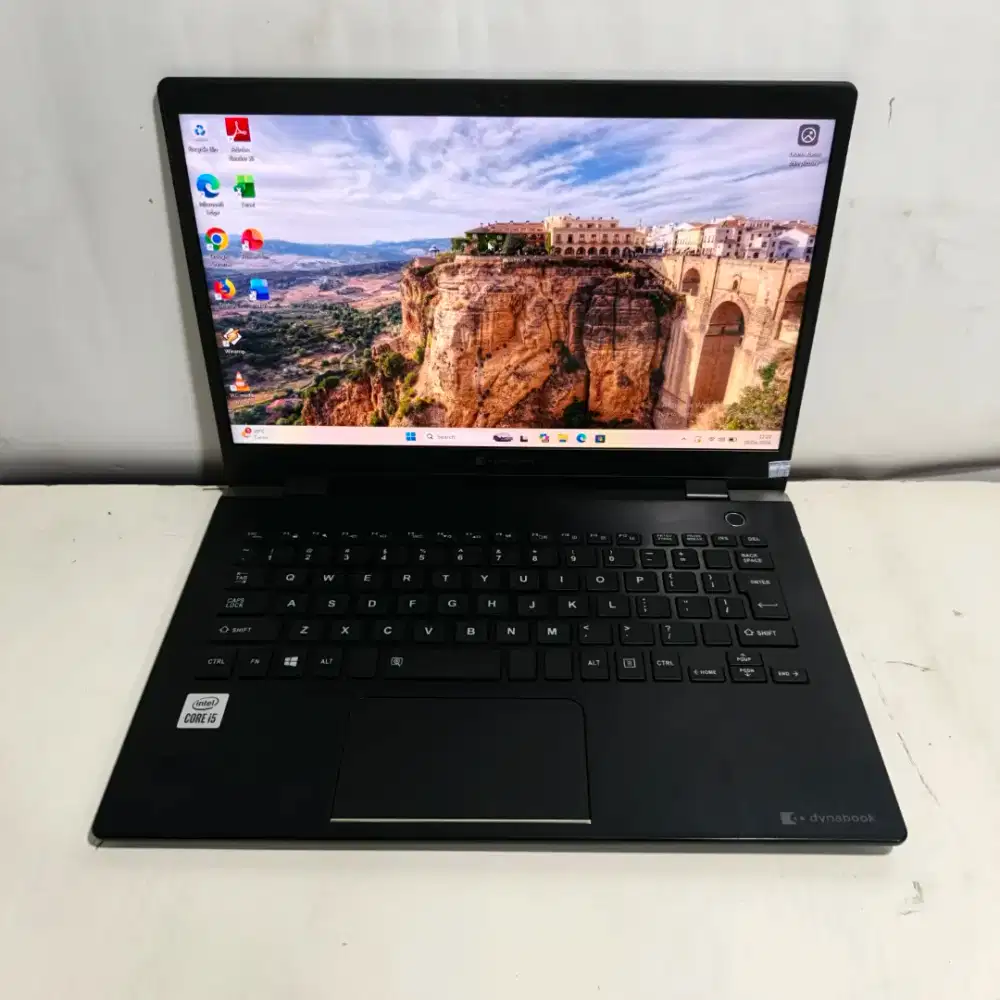 Toshiba dynabook G83/FR I5-10210U Ram 8gb ssd 256gb