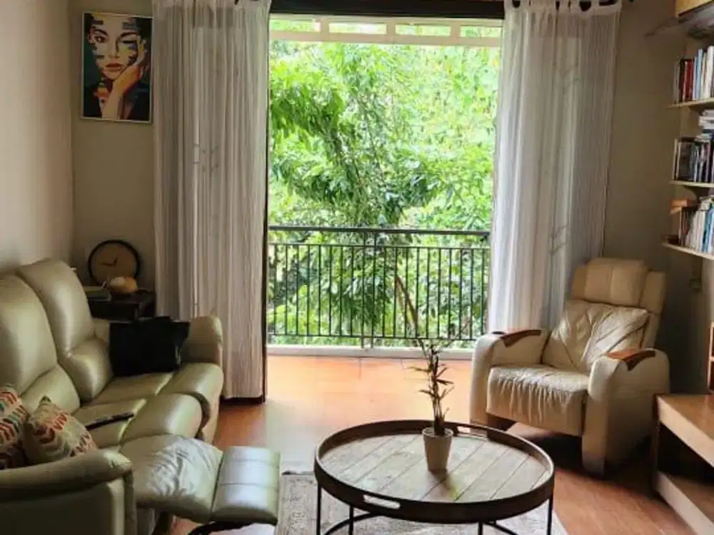 DIJUAL  RUMAH BAGUS DI TAMAN TELAGA GOLF BELAKANG BSD SQUARE