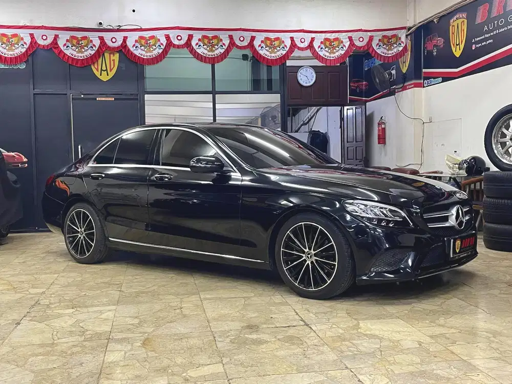 TDP60JT MERCEDES BENZ C200 EQ-BOOST 2019 GOOD CONDITION