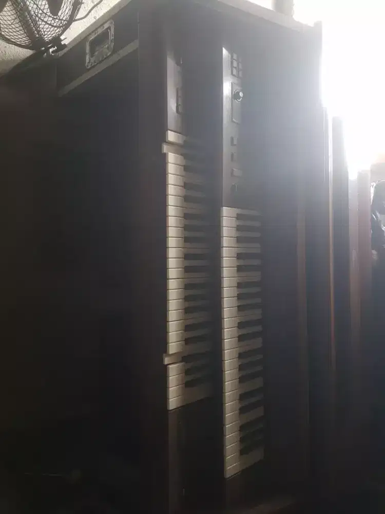 Piano Yamaha Kelasik