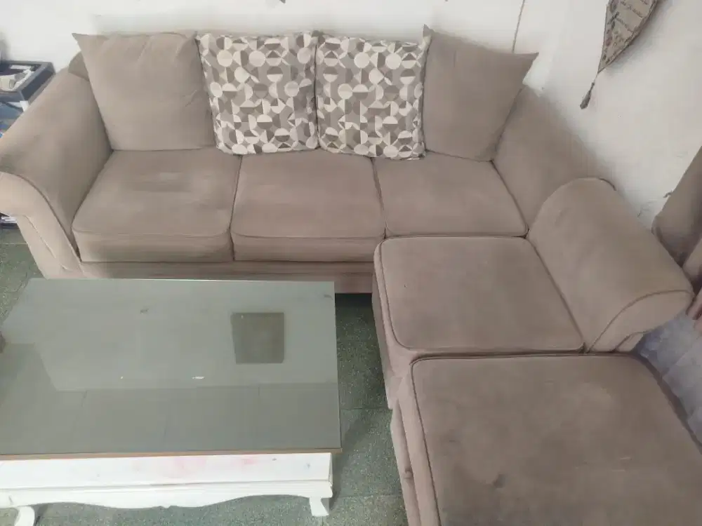 Jual Sofa Lengkap dan Meja Serbaguna