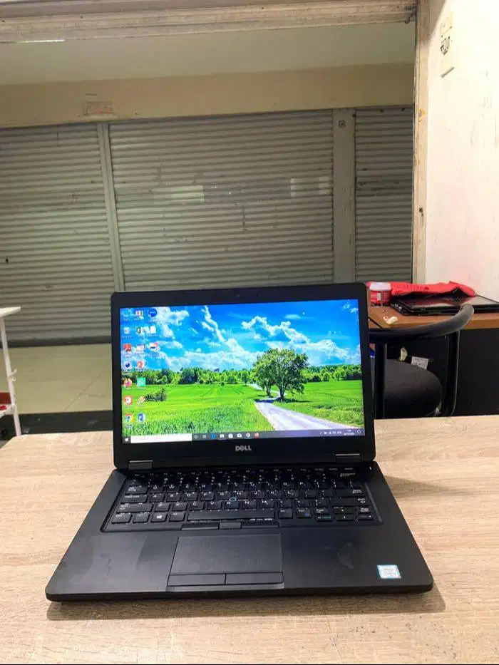 Dell Latitude 5480 Core I5 Gen 7 Ram SSD Backlight HD *RVN