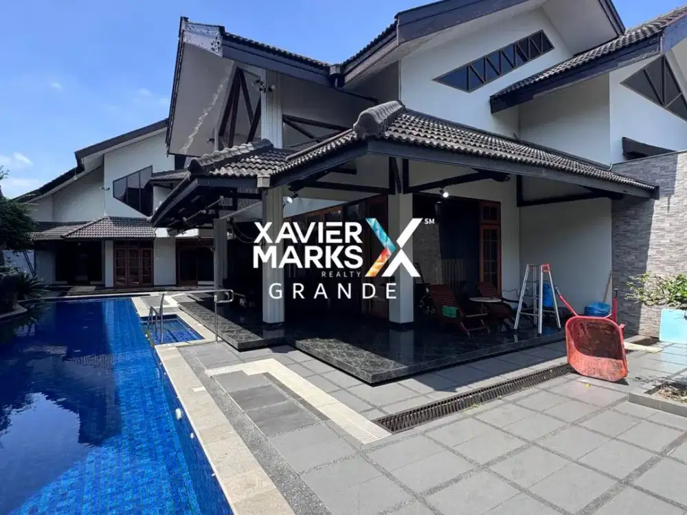 DIJUAL DAN DISEWAKAN RUMAH MEWAH FULL FURNISH DENGAN KOLAM RENANG DI MALANG