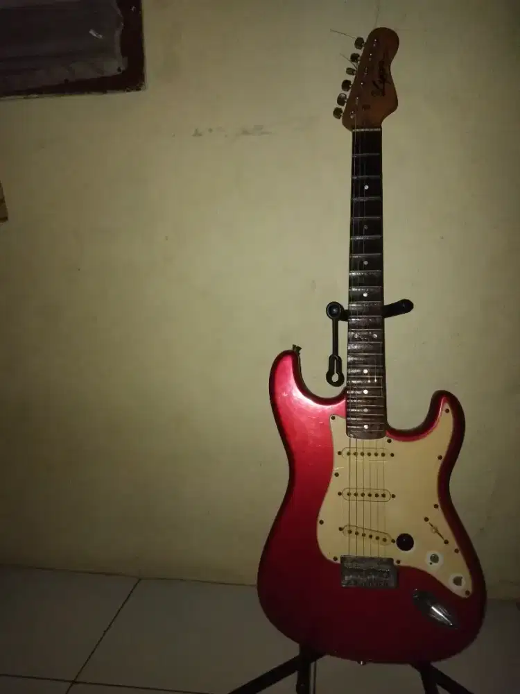 Lyon strat vintage USA neck scallop