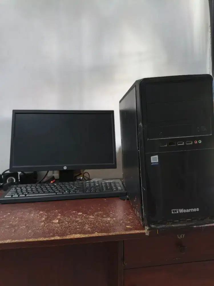 Jual pc wearness  + monitor 1 set