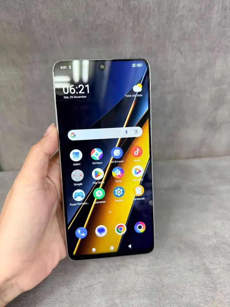 Poco X6 pro 12/512 Hp carger