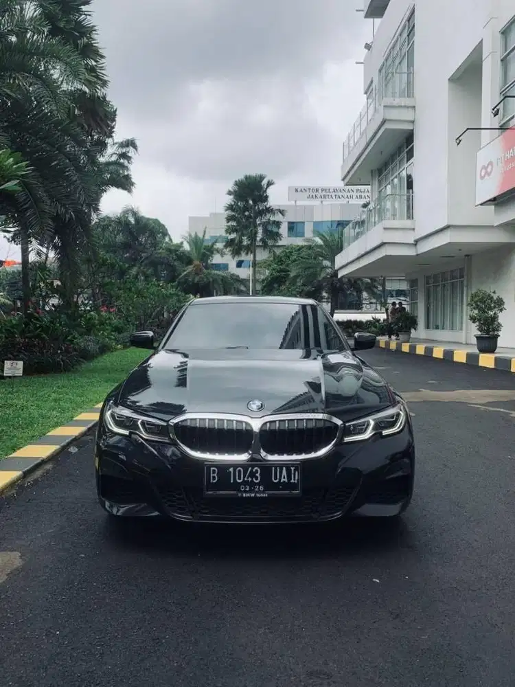 BMW 320i Sport 2020 Hitam Pakai 2021 HARGA CASH