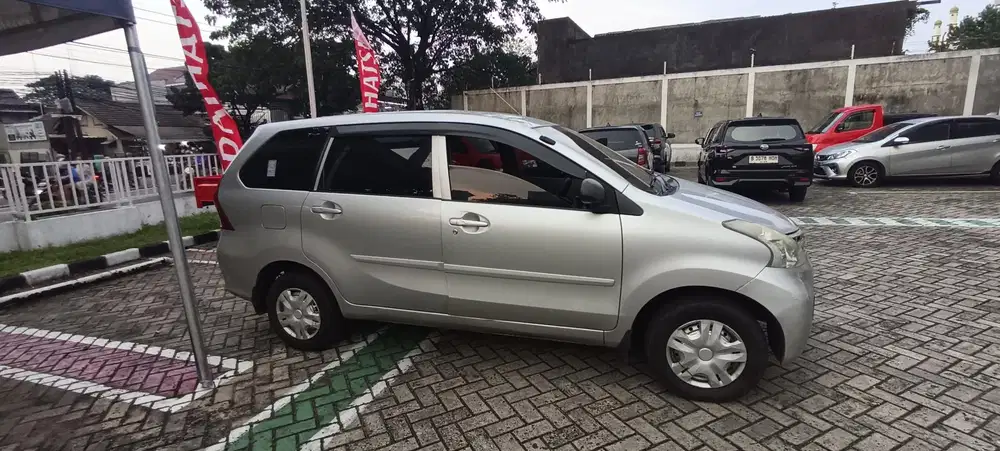 Daihatsu Xenia 2013 Bensin