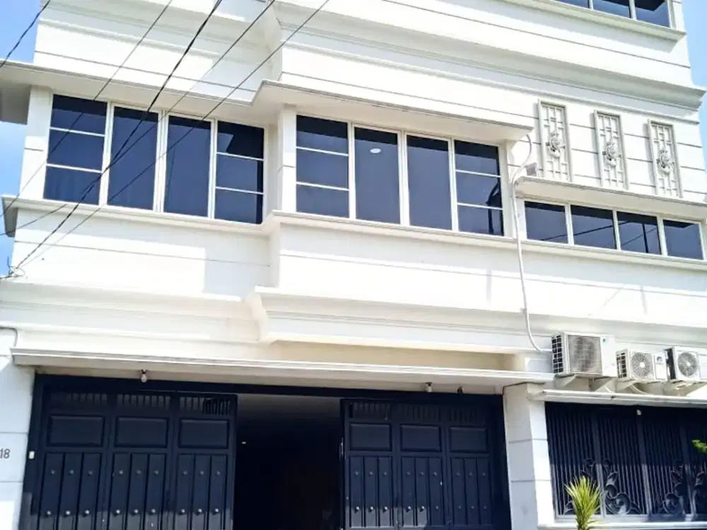 DISEWAKAN. RUMAH MEWAH TENGAH KOTA SEMARANG, JL. DURIAN I, LAMPER KIDUL, SEMARANG SELATAN, SEMARANG