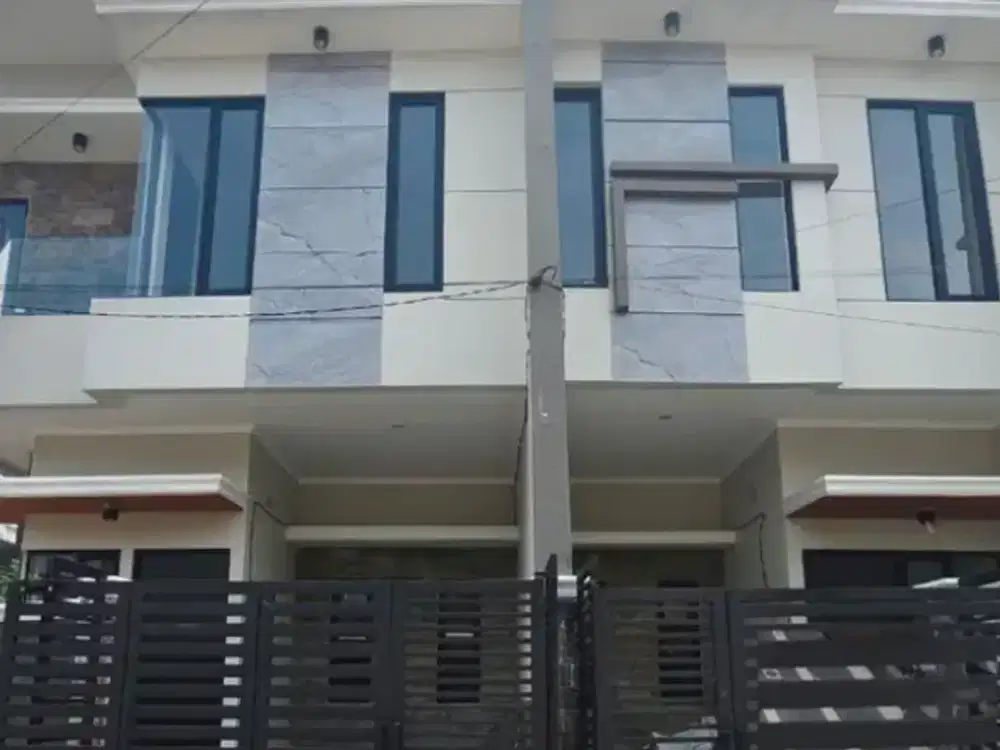 Rumah  Baru Gress Lokasi Mulyosari Surabaya