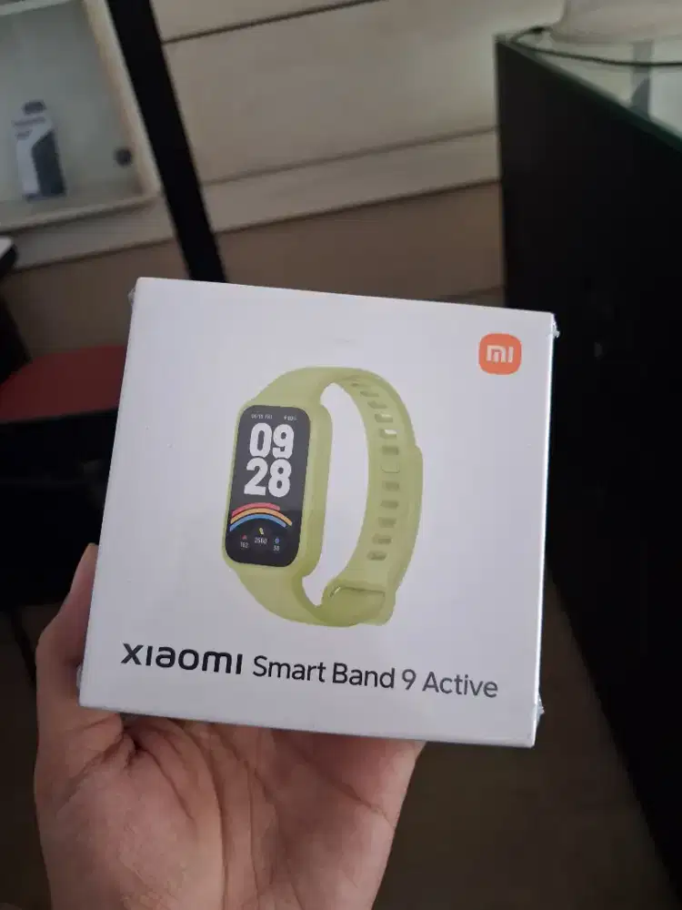 Smart 9 Band Active