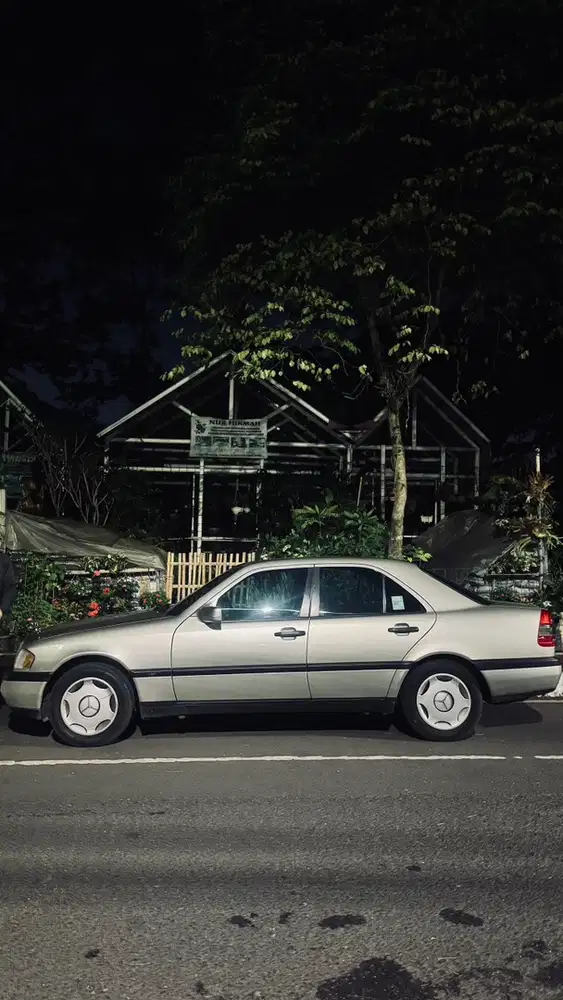 Mercedes-Benz C200 1997 Bensin