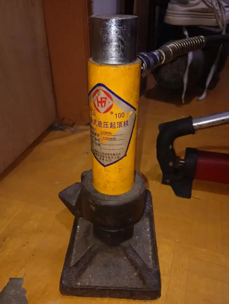 Dongkrak Hidrolik silinder