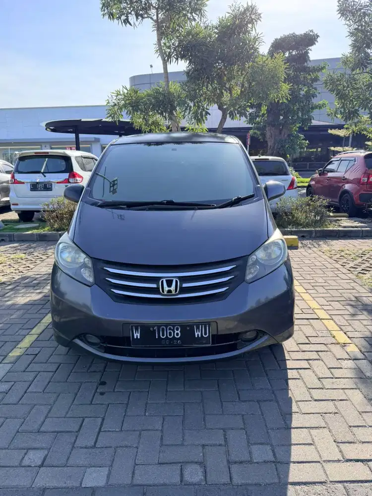 DIJUAL HONDA FREED E PSD 2010 ABU ABU METALIK