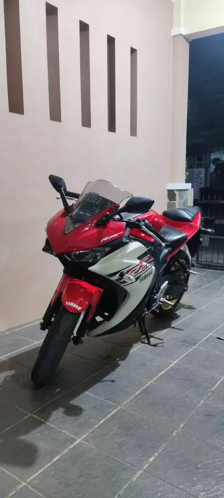 Di jual Yamaha R25 mulus area Bandung, Padalarang, Cimahi