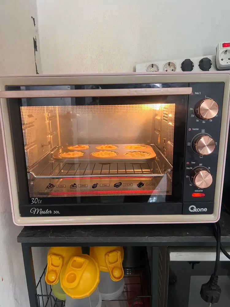 DIJUAL OVEN OXONE MASTER 30LT PINK