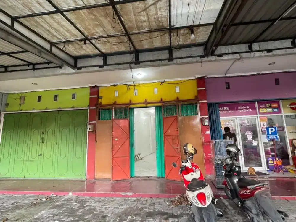 JUAL Ruko 2 Lantai Bagus Siap Pakai di Majapahit Semarang