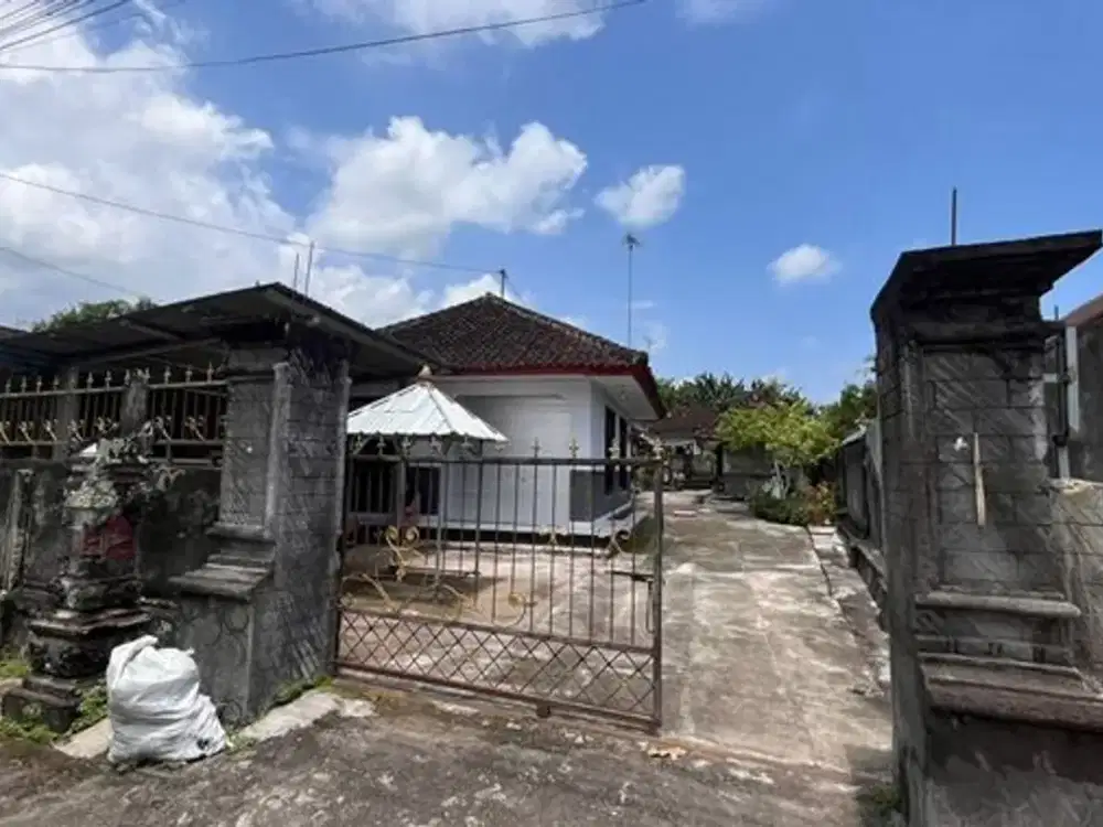 RUMAH 1 LANTAI DI DANGINTUKADAYA JEMBRANA BALI DEKAT RUMAH SAKIT