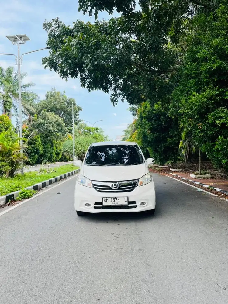 Honda Freed PSD 2012
