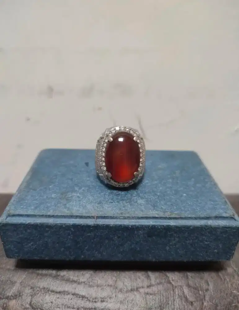 Cincin Pria Calsedon Natural