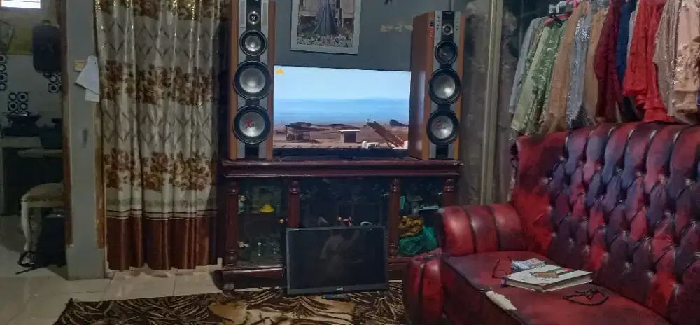 Dijual cepat speaker aktif polytron XBR