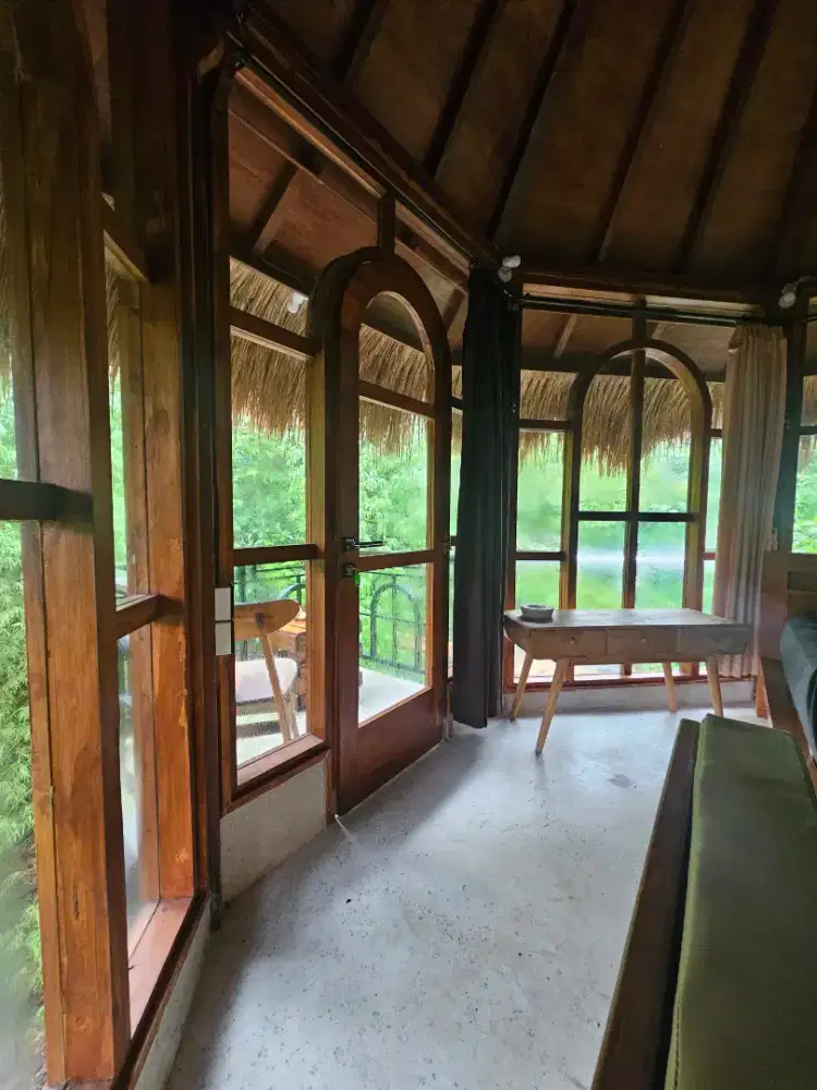 Batler untuk villa pribadi