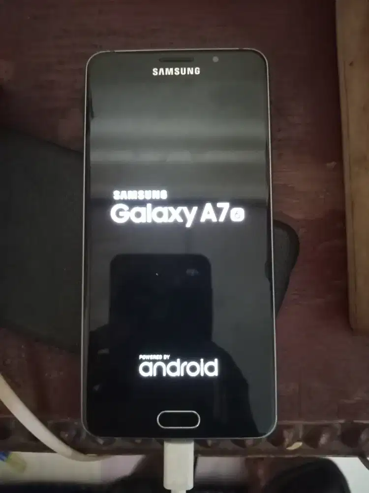 dijual aja nih Samsung A7 2016