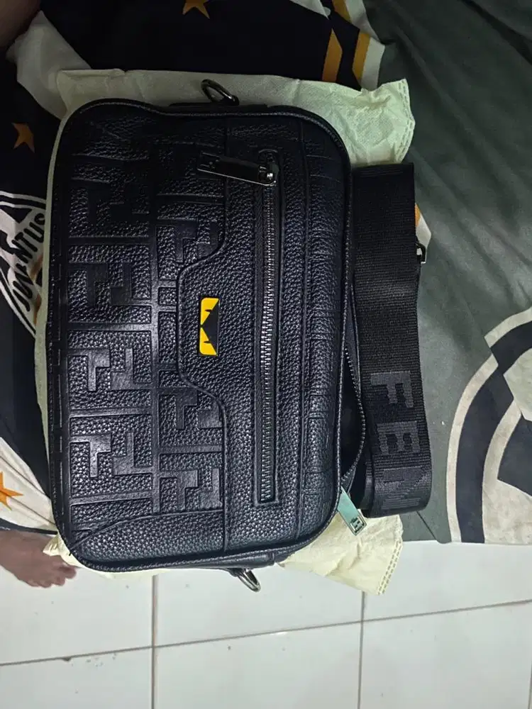 Hand bag import fendi mewah