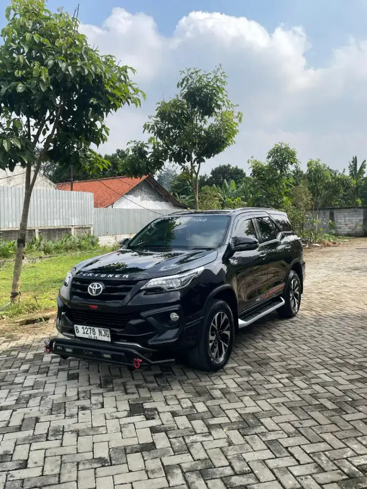 FORTUNER VRZ TRD 4X2 AT DIESEL 2018 ORISINILAN
