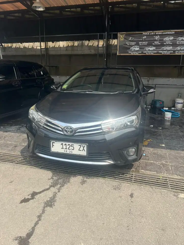 Toyota Altis 2014