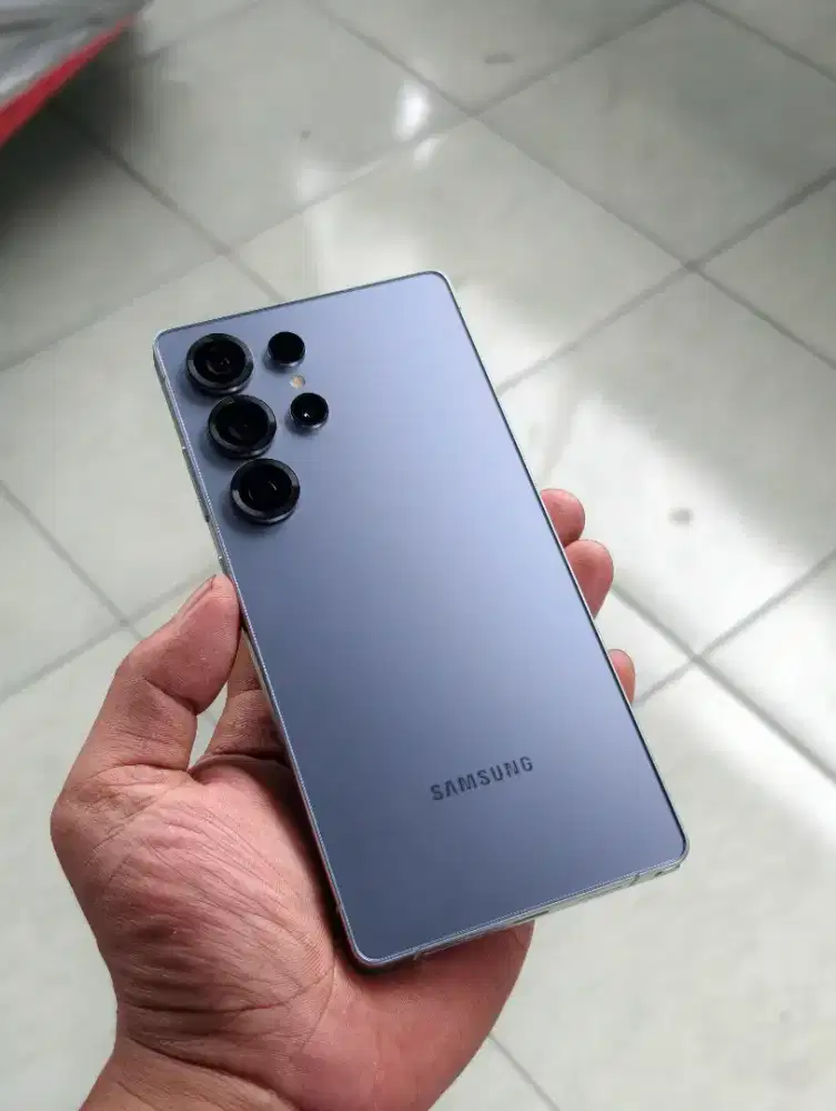 Samsung S25 Ultra 256GB SEIN Unit only Like New