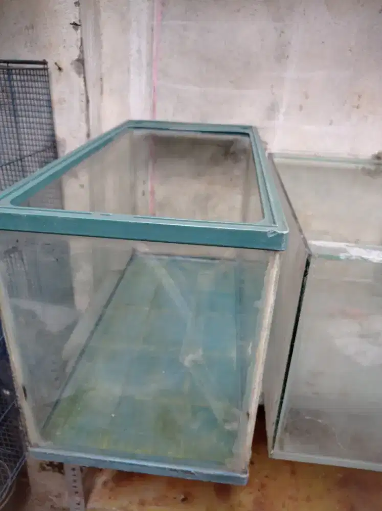 Aquarium bekas tidak bocor